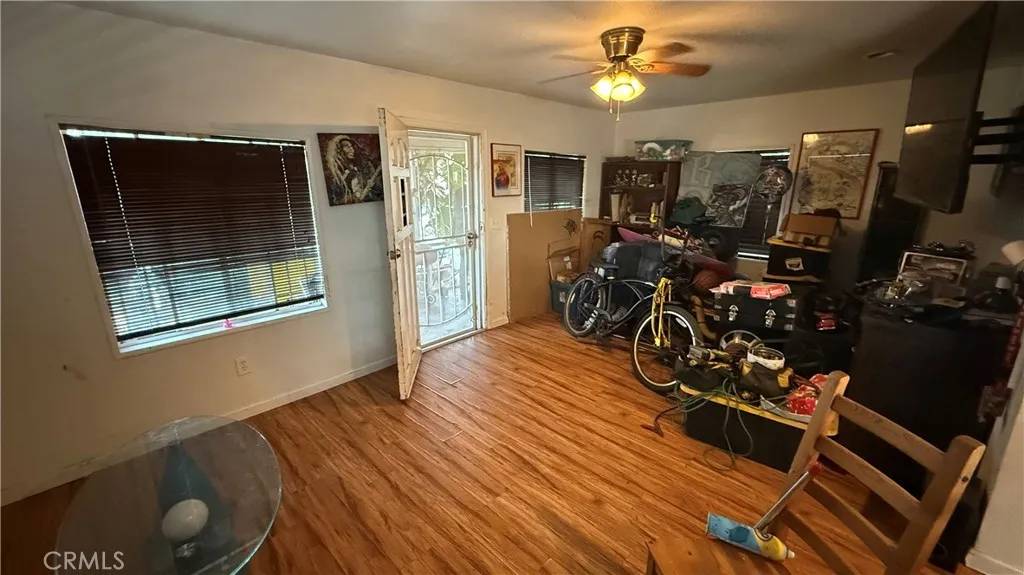 South Gate, CA 90280,10218 Virginia Avenue