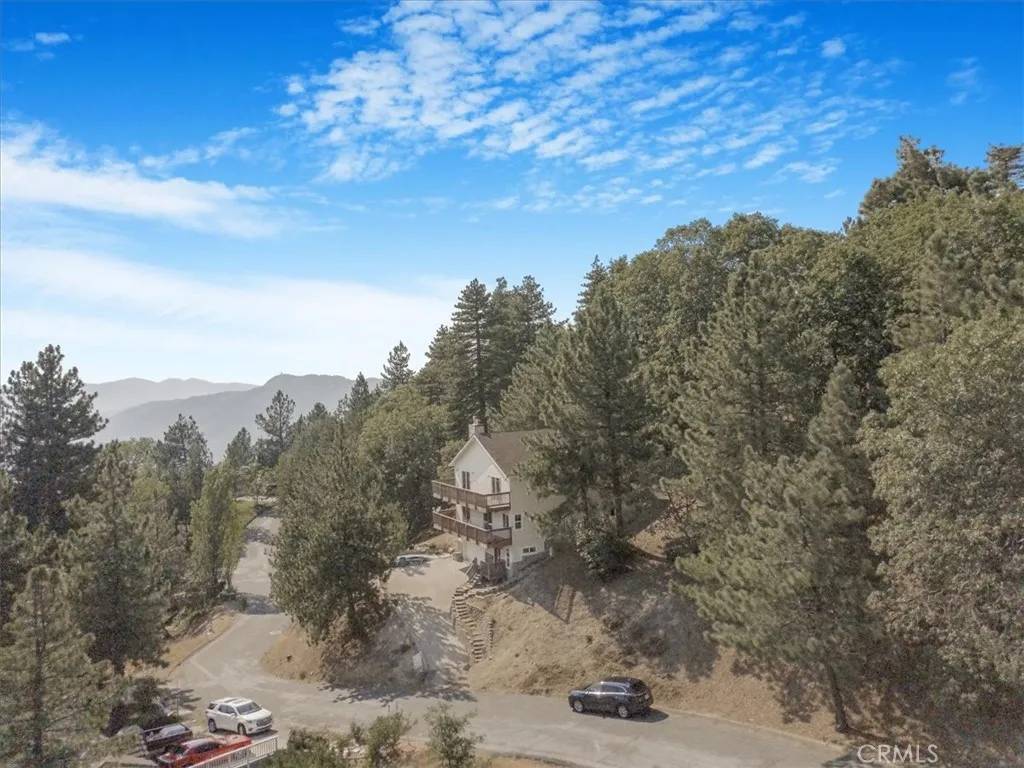 Running Springs, CA 92382,30134 Enchanted Way