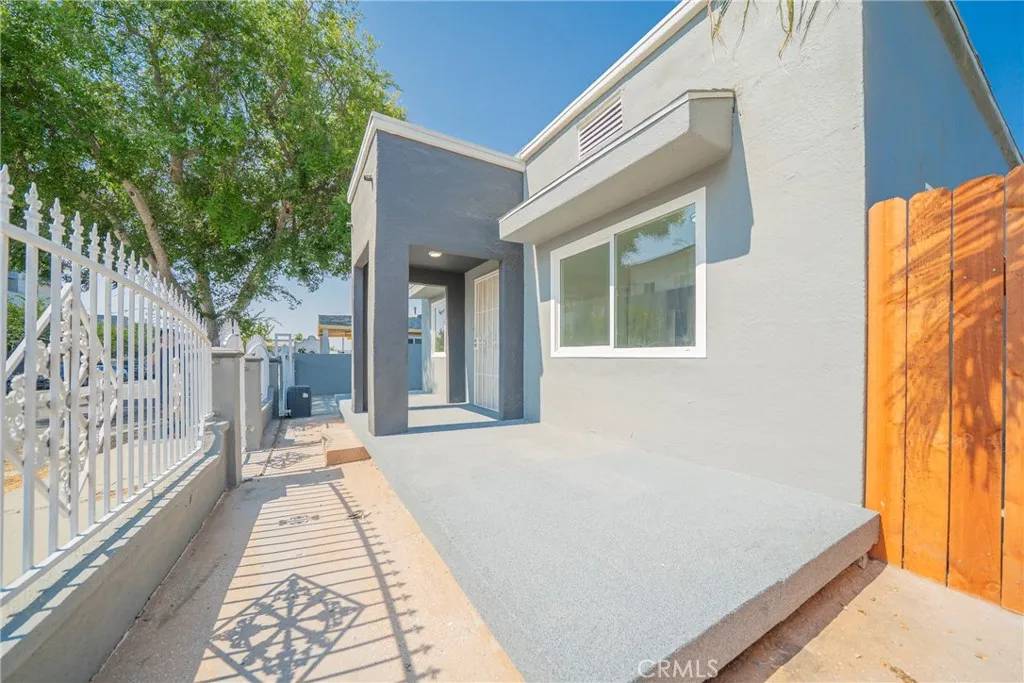 Ontario, CA 91764,105 Virginia Avenue