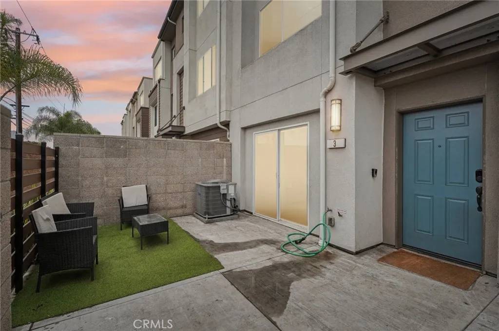 Gardena, CA 90247,14033 Zirconia Ln #3