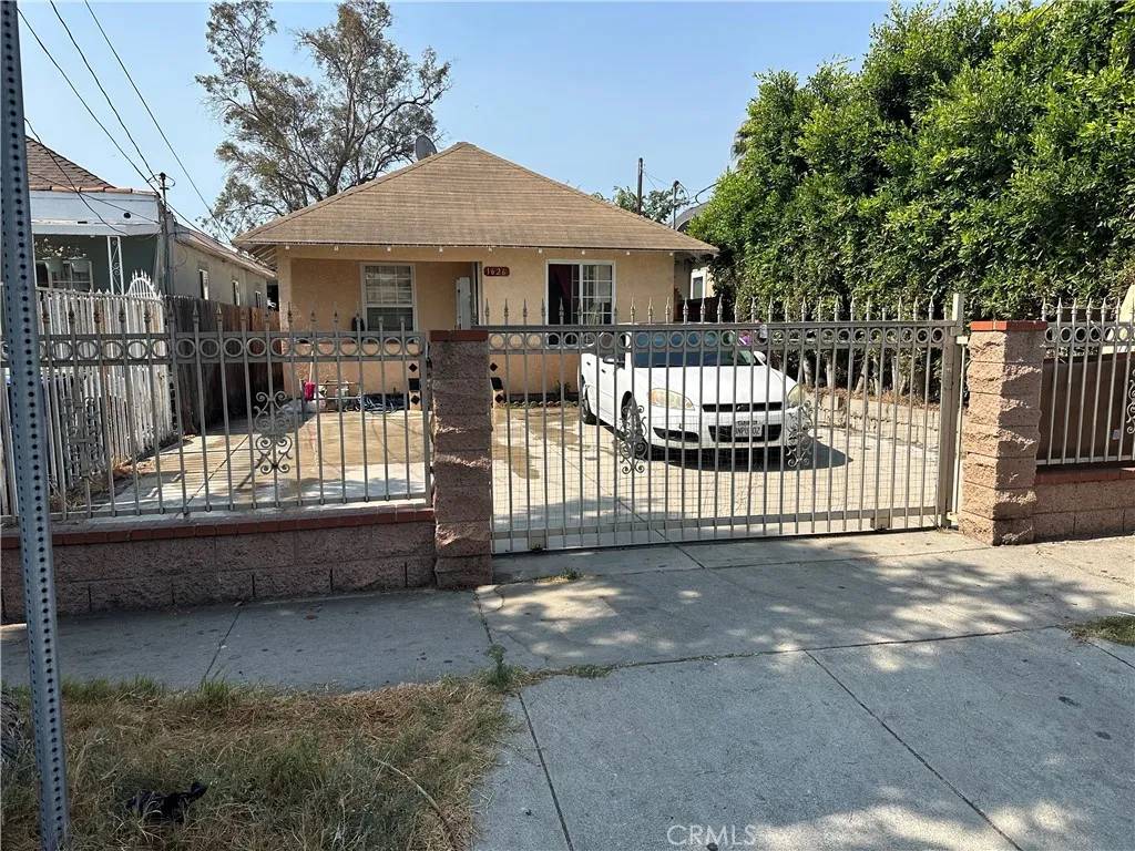 Los Angeles, CA 90011,1626 E Martin Luther King Jr Boulevard