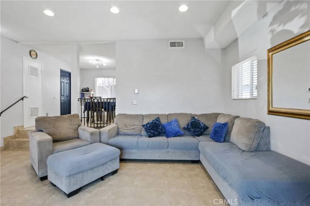 Pico Rivera, CA 90660,9010 Burke Street #38