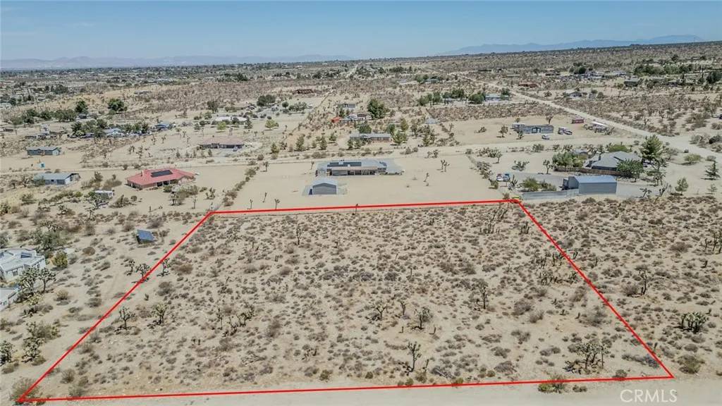 Pinon Hills, CA 92372,0 Arena