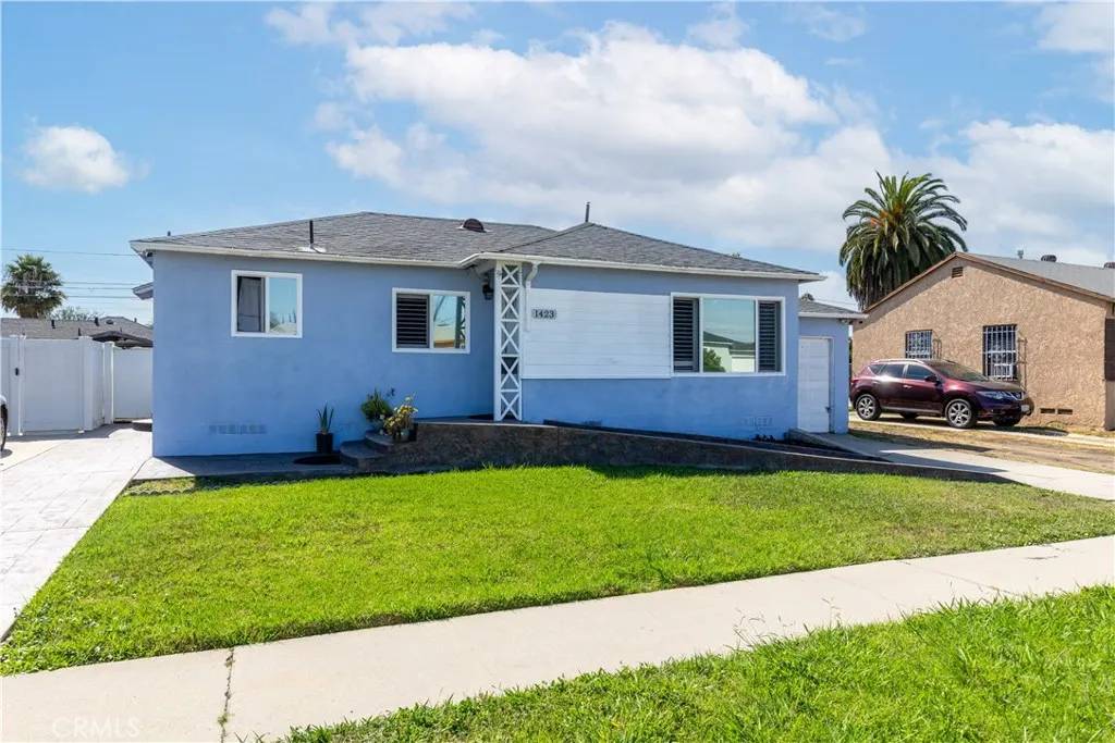 Compton, CA 90220,1423 S Gunlock Avenue