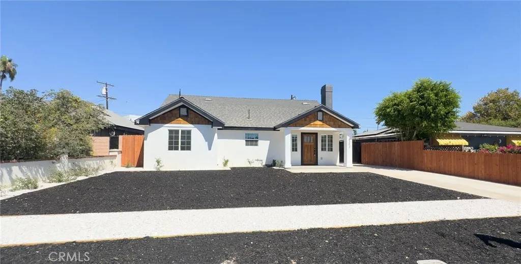 North Hollywood, CA 91606,6342 N vicland pl