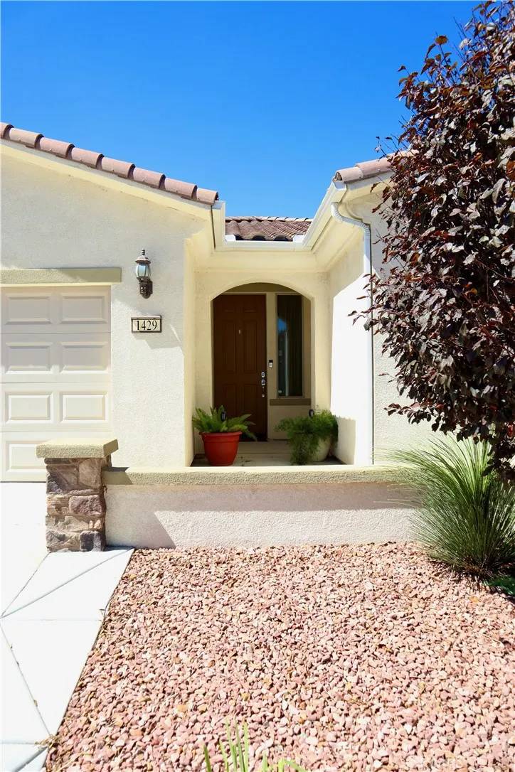 Hemet, CA 92545,1429 Camino Sueno