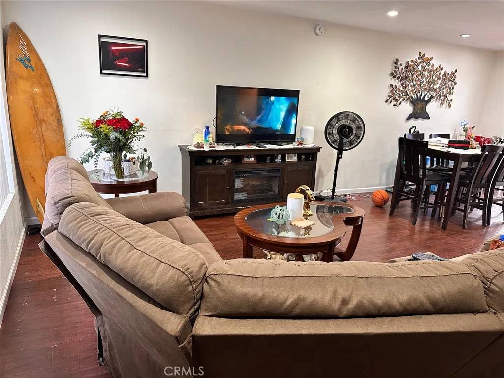 North Hills, CA 91343,9831 Sepulveda Boulevard #26