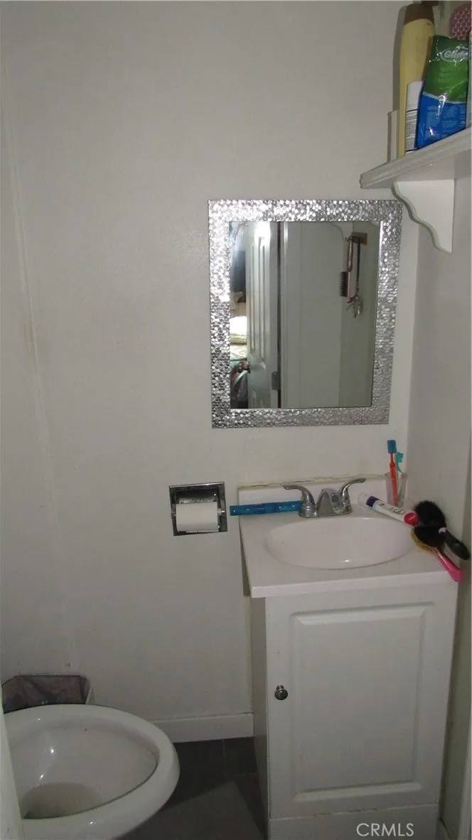 Santa Ana, CA 92704,1411 W Elder