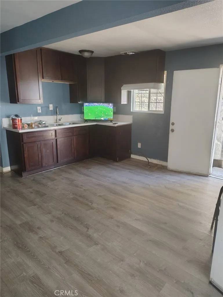 Victorville, CA 92395,16583 E