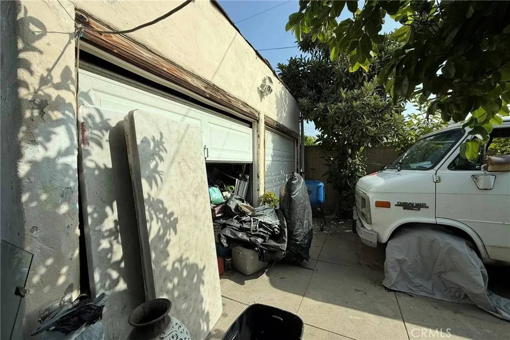 Azusa, CA 91702,739 W 5th