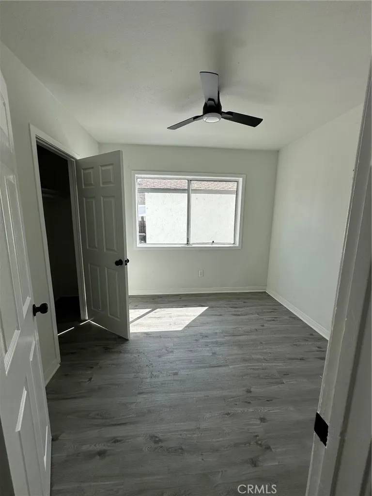 Compton, CA 90220,306 W Cedar