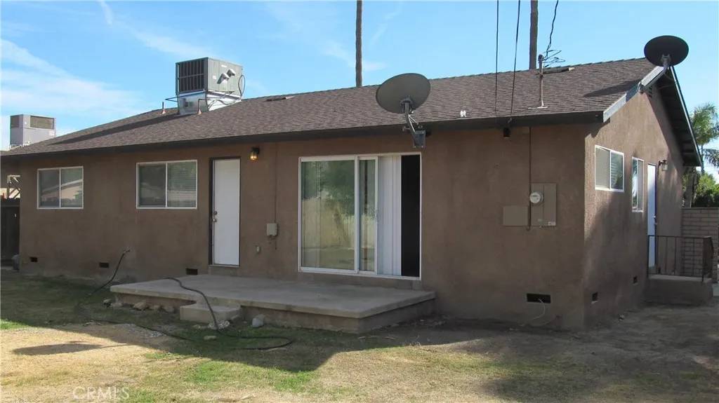 Bakersfield, CA 93330,708 GENEVA Avenue