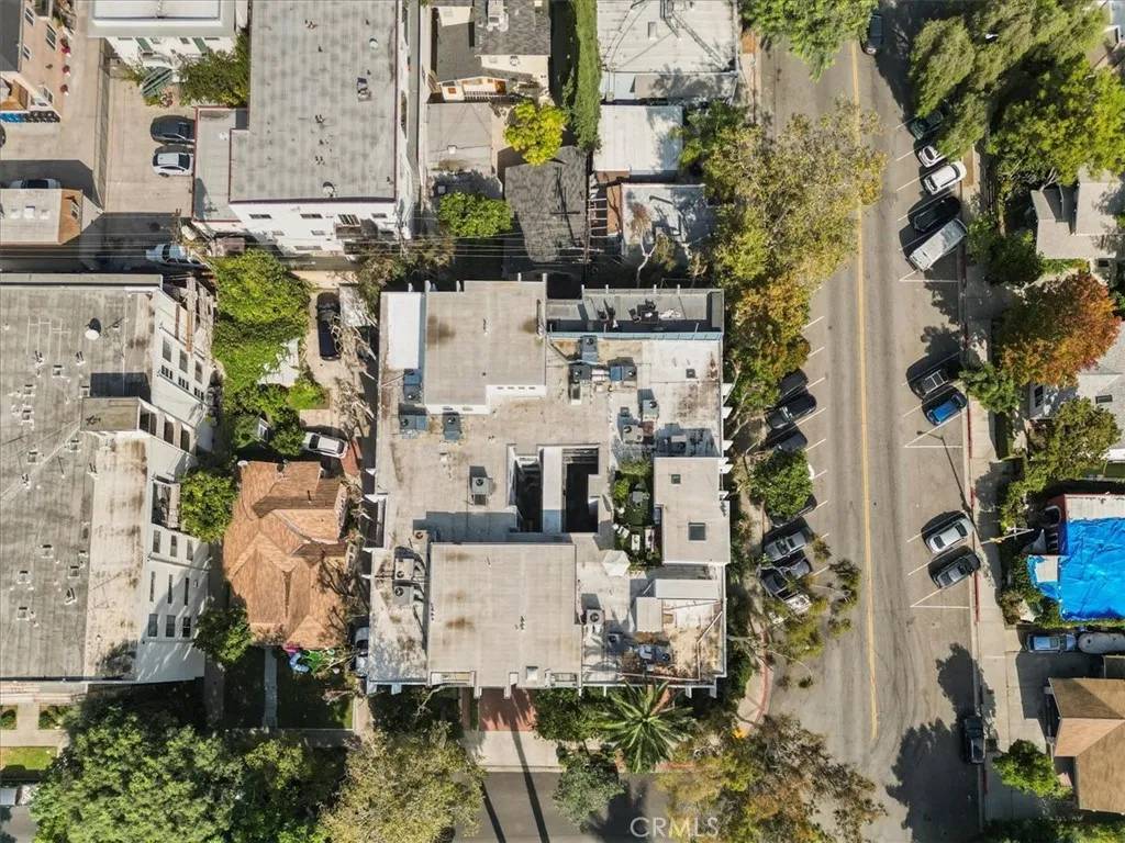 West Hollywood, CA 90046,7505 Hampton Avenue #4