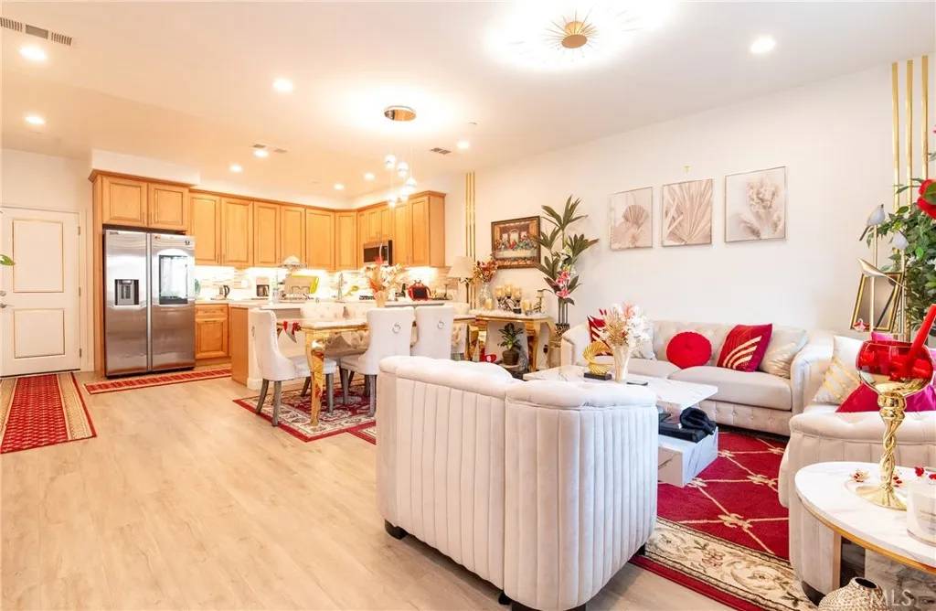 Fontana, CA 92335,16425 Arrow #1214