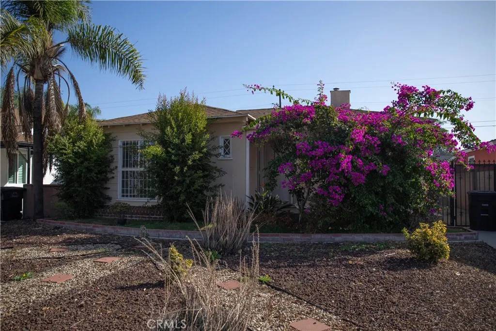 South Gate, CA 91355,9726 Kauffman Avenue