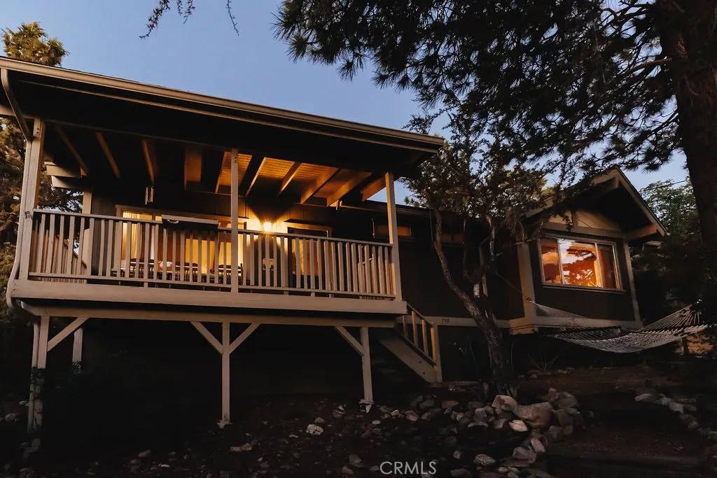 Big Bear City, CA 92314,779 Villa Grove Avenue