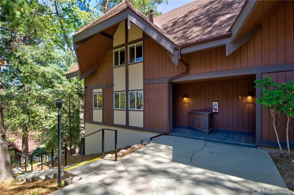Lake Arrowhead, CA 92352,945 #8, Lucerne Lane #8
