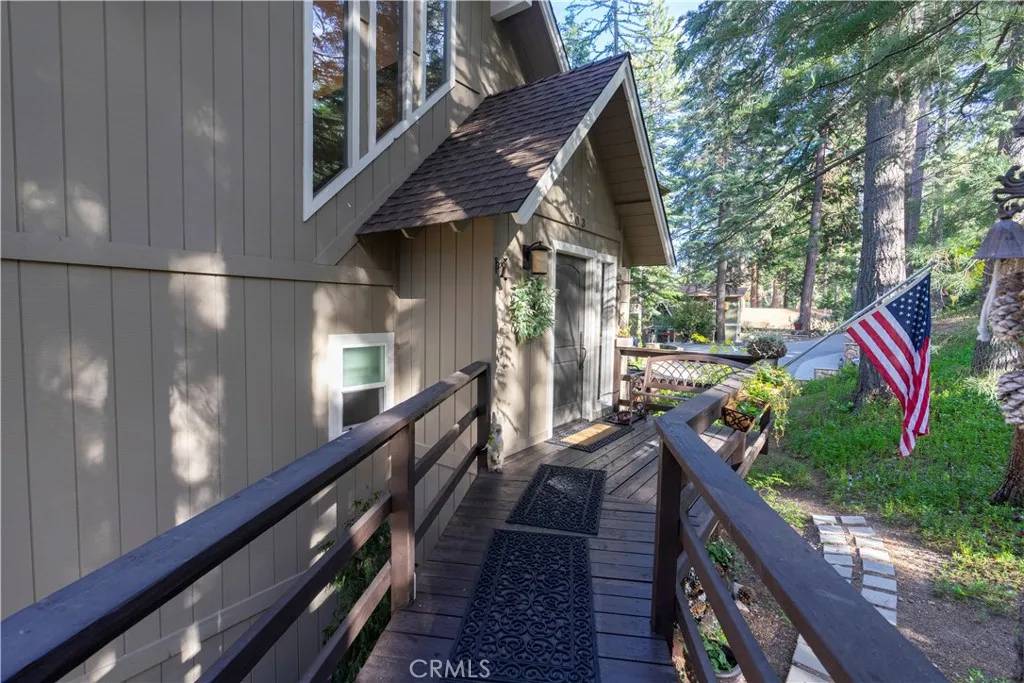 Lake Arrowhead, CA 92352,203 Fairway Drive