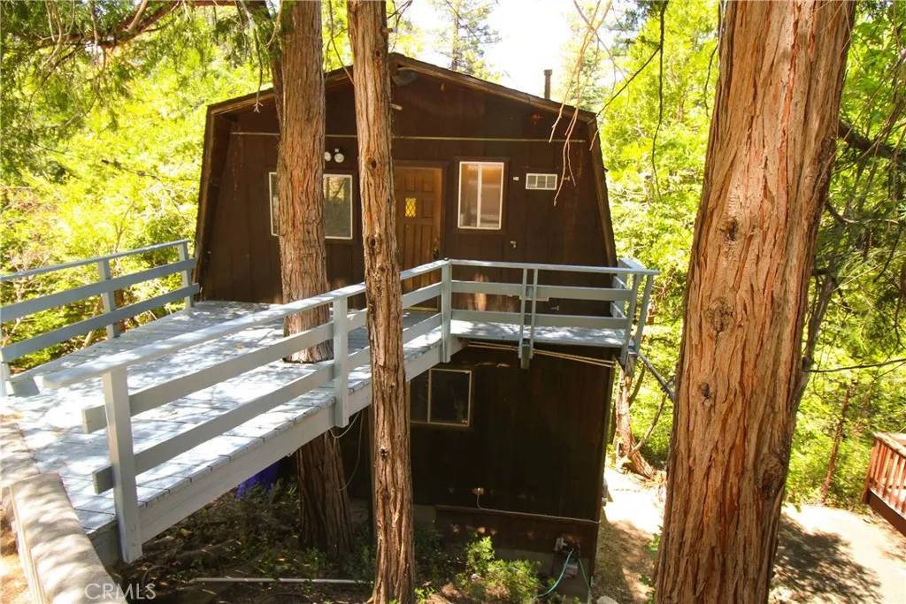 Twin Peaks, CA 92391,26486 Forest Lane