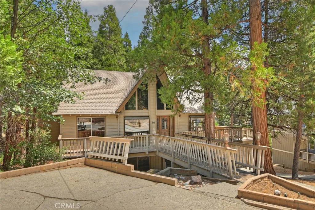 Lake Arrowhead, CA 92352,341 Birchwood Drive