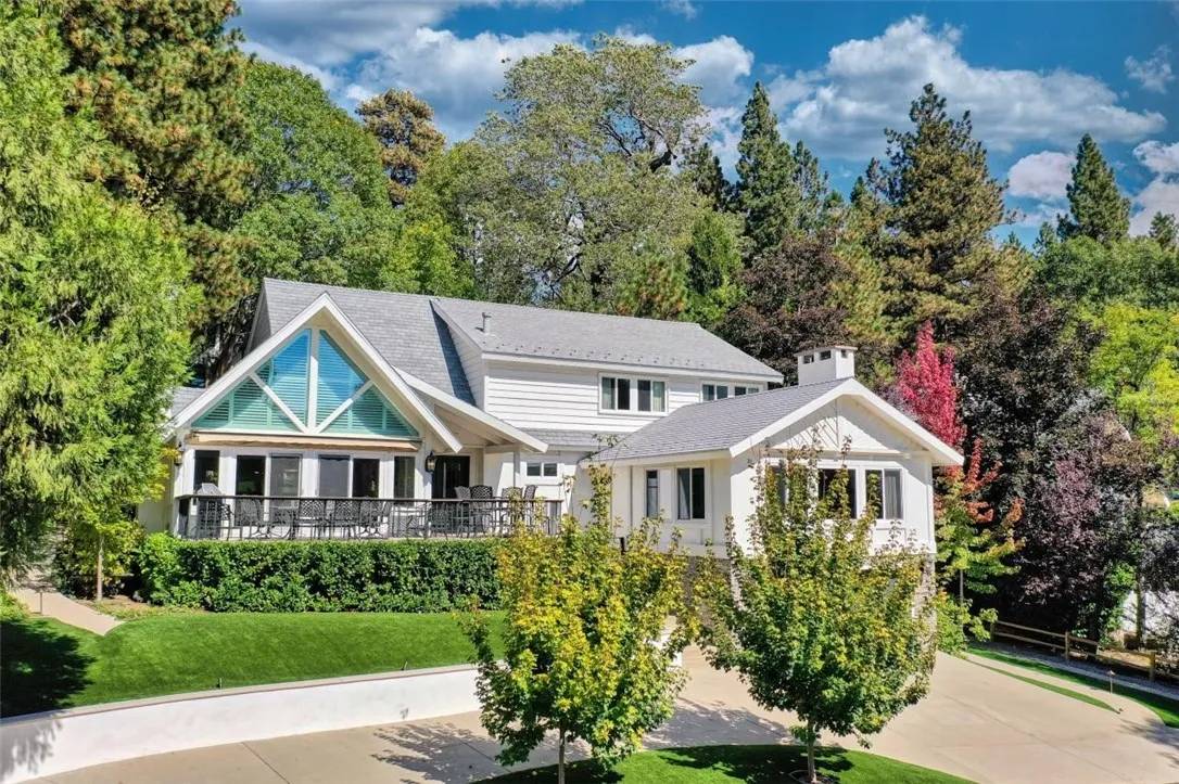 Lake Arrowhead, CA 92352,27880 S Peninsula Drive