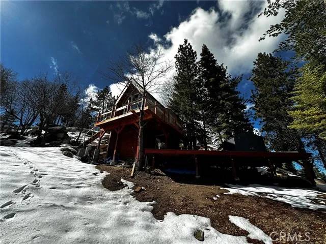Running Springs, CA 92382,2775 Thor Way