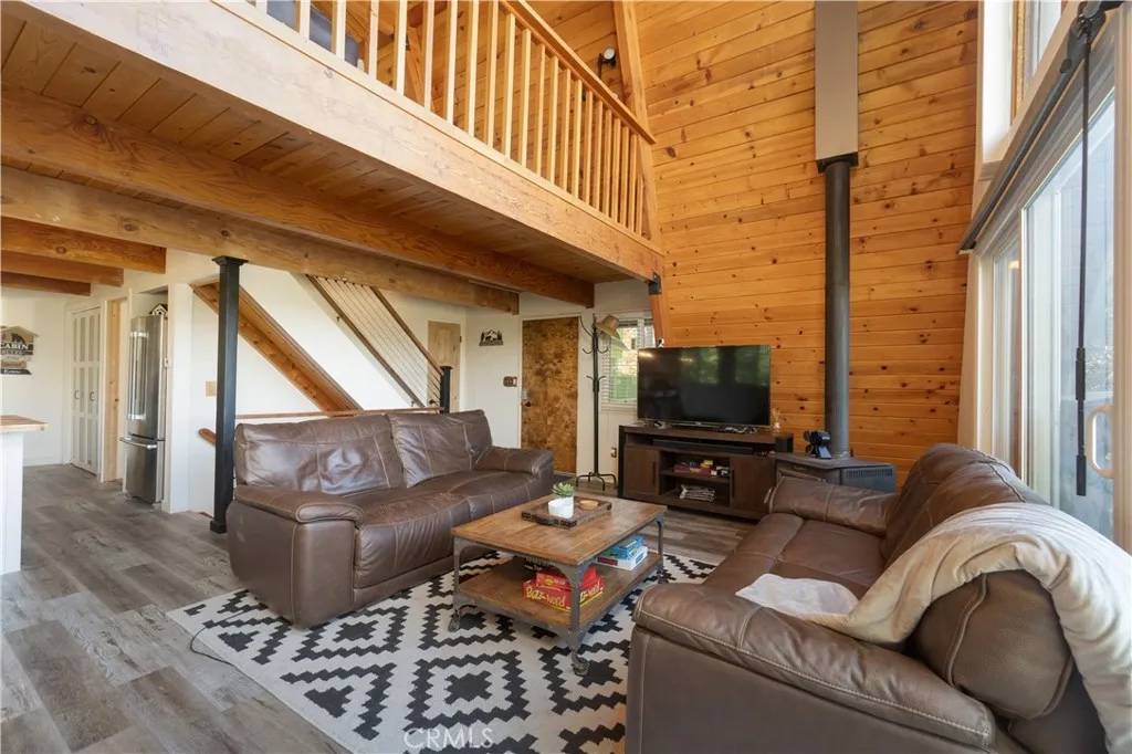 Lake Arrowhead, CA 92352,1154 Yukon Drive