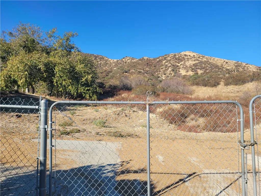 Cherry Valley, CA 92223,0 Lofty