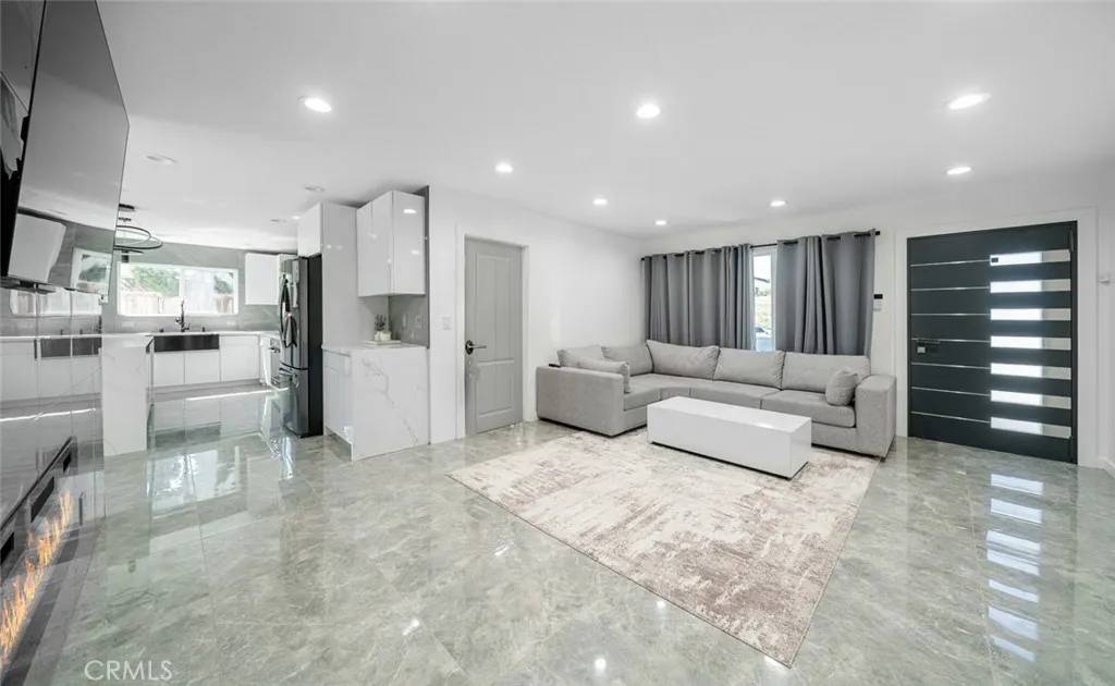 San Jose, CA 95148,2275 Pumpherston Court