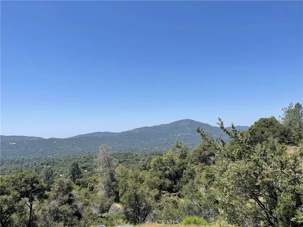 Oakhurst, CA 93644,11 Suncrest Dr