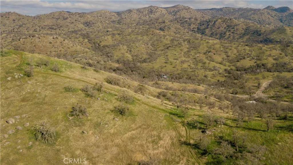 Squaw Valley, CA 93675,0 APN 185-360-33S