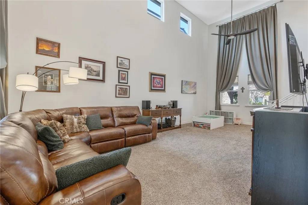 Madera, CA 93636,529 Mesa Drive South