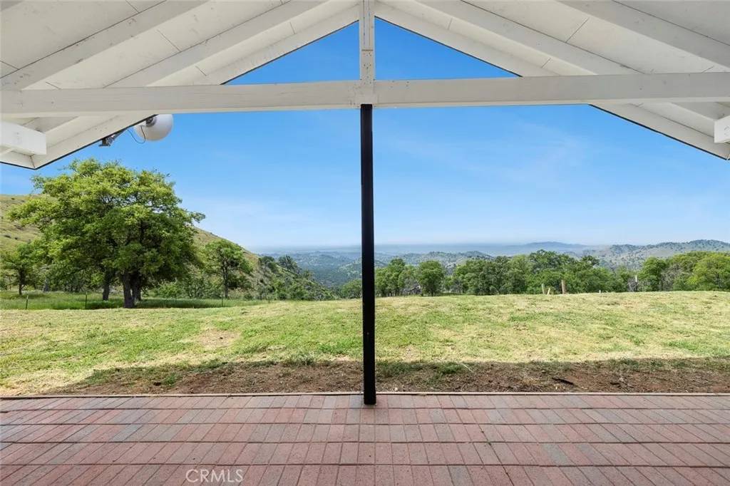 Clovis, CA 93619,28383 Shady Oaks Road