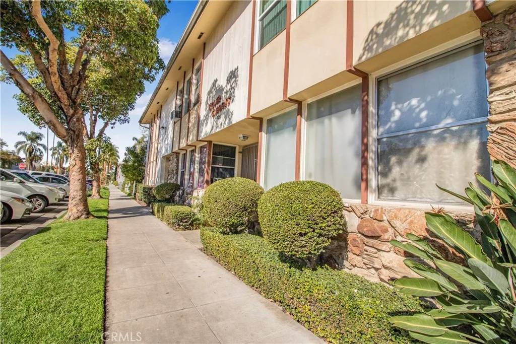 Long Beach, CA 90813,728 Cedar Avenue #26