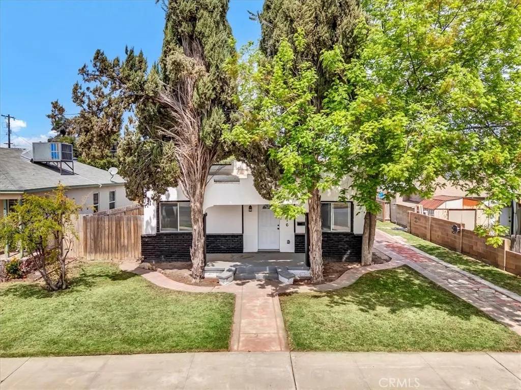 Lemoore, CA 93245,516 C Street