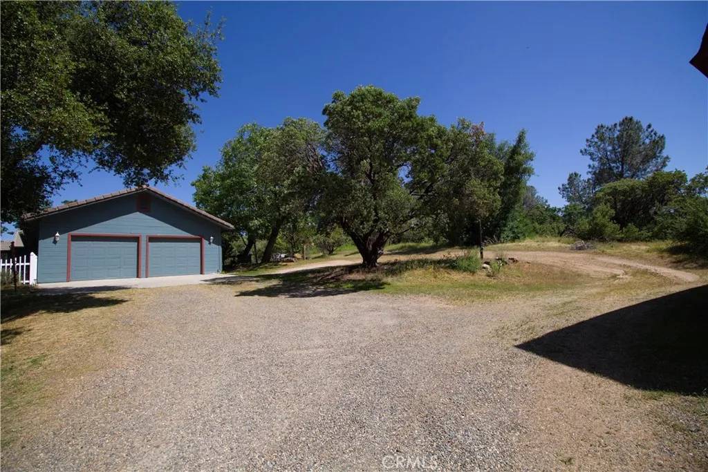 North Fork, CA 93643,32760 Ram Lane