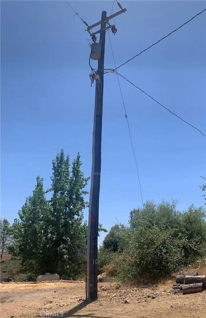 North Fork, CA 93643,17 Pine Tree