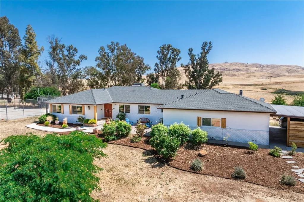 Clovis, CA 93619,12194 N Armstrong Avenue