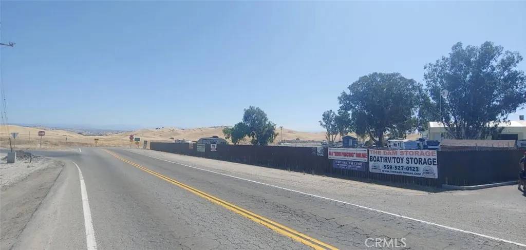 Friant, CA 93626,44704 Road 145