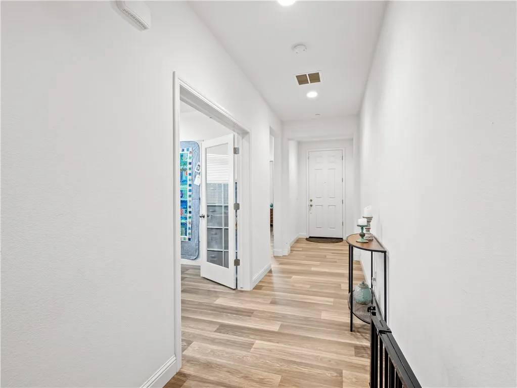 Kerman, CA 93630,425 Karen