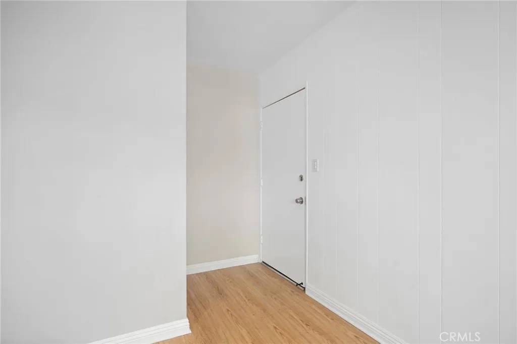 Los Angeles, CA 90042,327 S Avenue 57