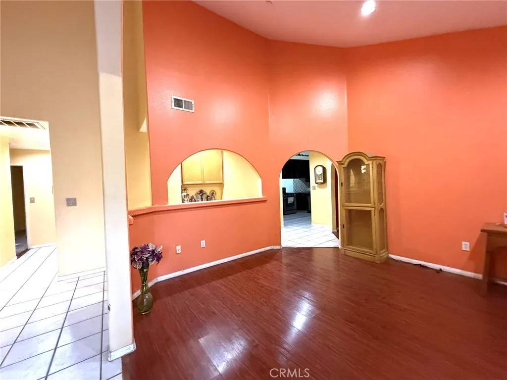 Sylmar, CA 91342,11529 Hunnewell Avenue