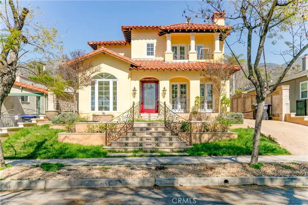 Glendale, CA 91201,1953 Bellevue Drive