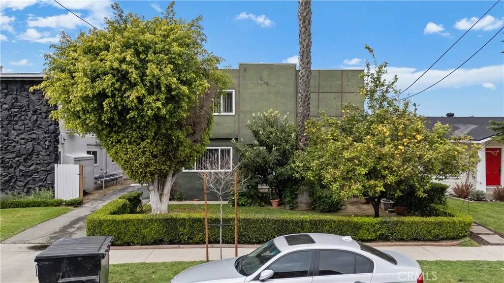 Glendale, CA 91205,1001 E Acacia Avenue