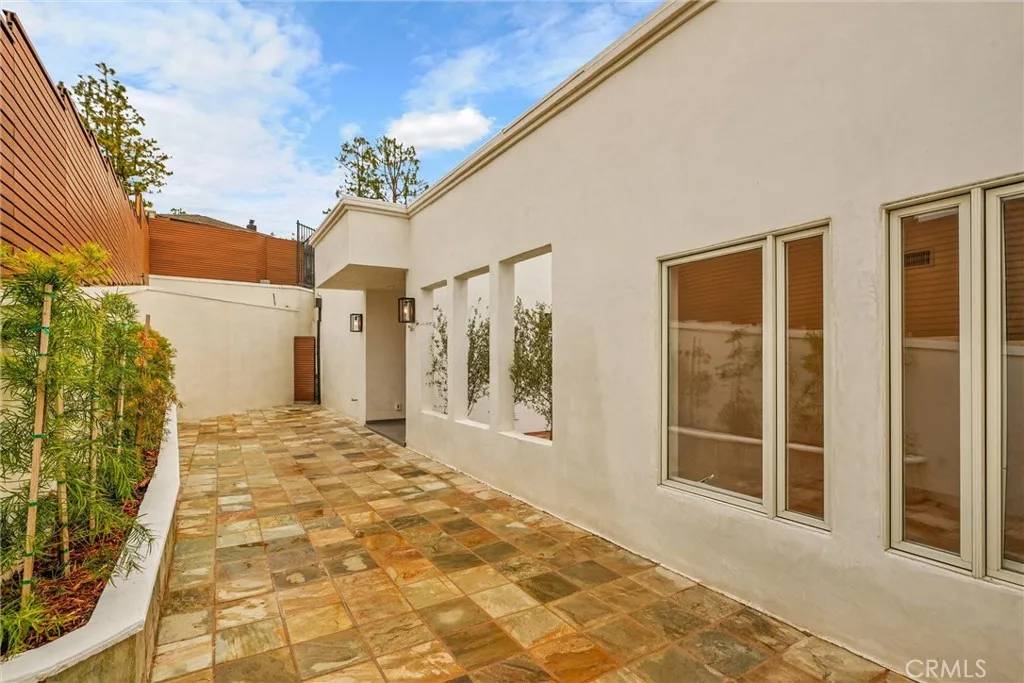 Sun Valley, CA 91352,10050 Olivia Ter