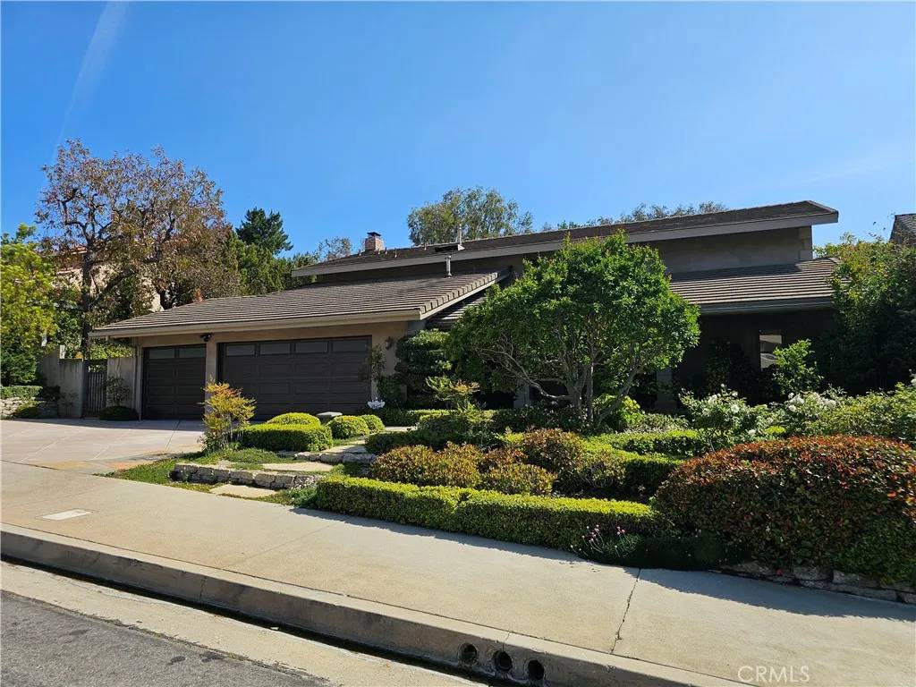 Porter Ranch, CA 91326,19432 Pine Valley Avenue
