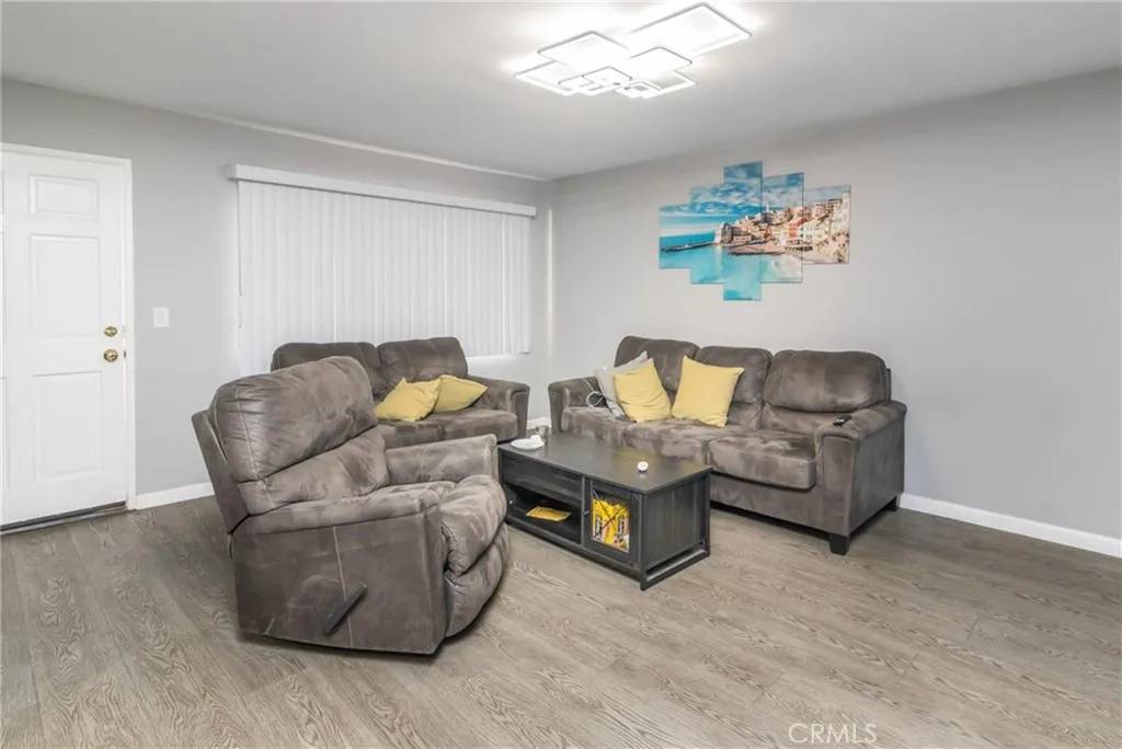 Glendale, CA 91204,515 W Harvard Street