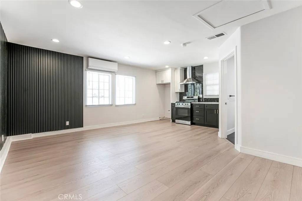 Northridge, CA 91325,17648 Raymer Street