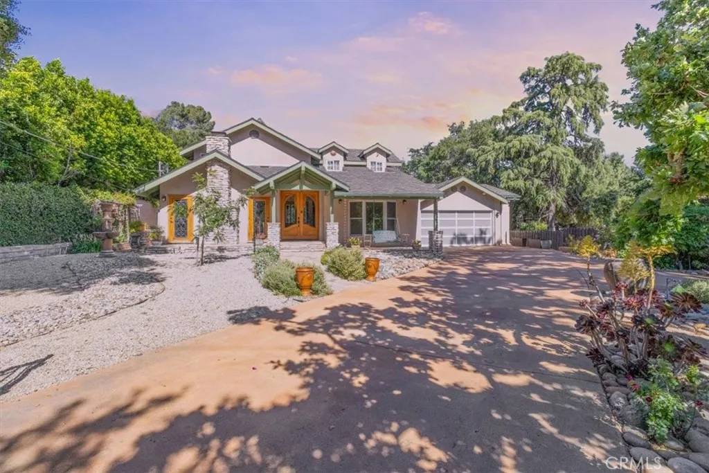 Chatsworth, CA 91311,9824 Baden Avenue