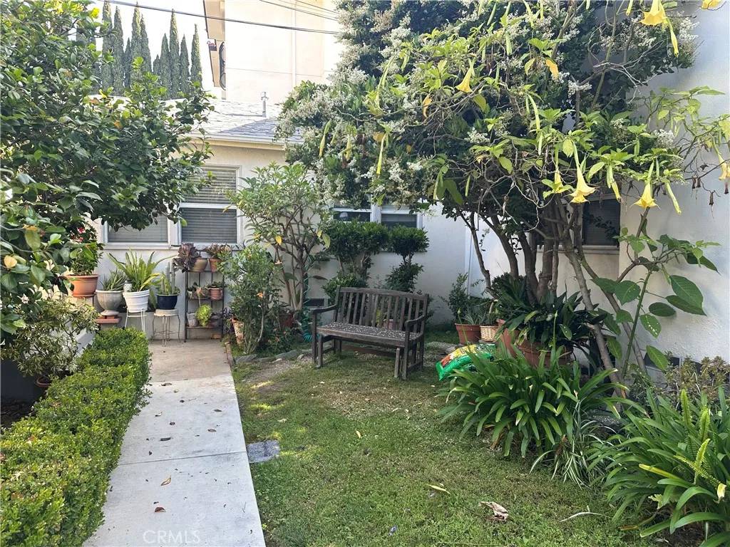 La Crescenta, CA 91214,2535 CROSS Street